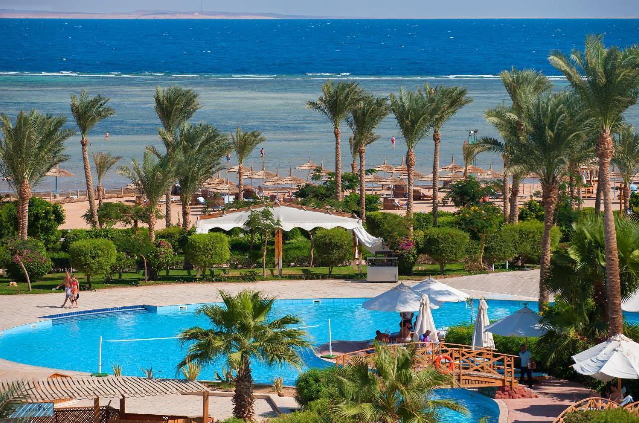 Amwaj Oyoun & Casino